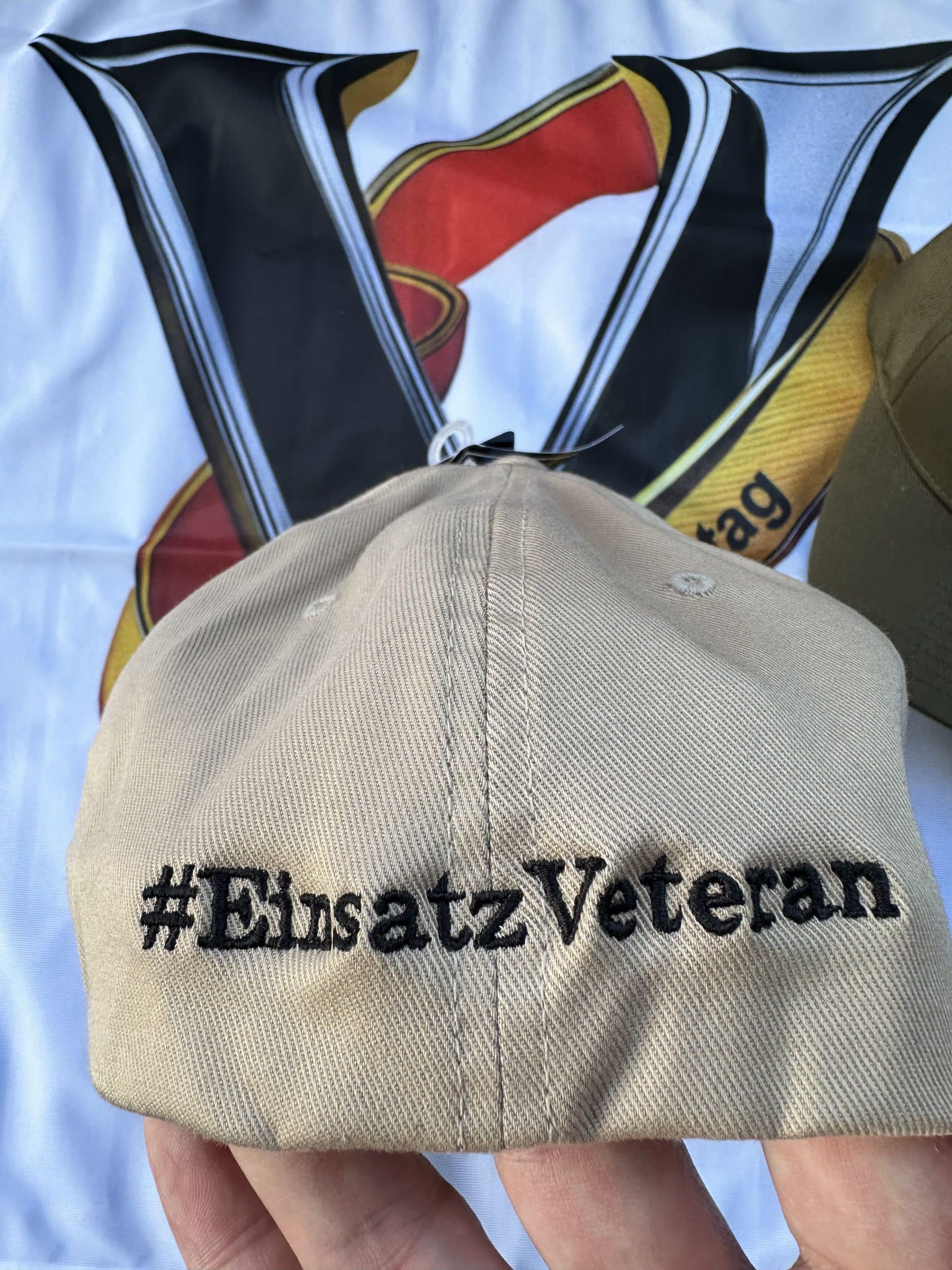 IMG_3727-min-scaled Beige EinsatzVeteranen-Cap mit Vereinslogo